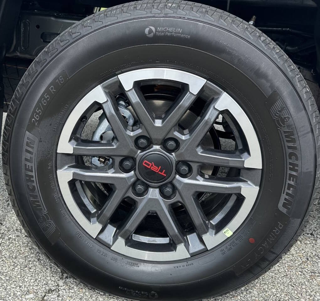 Used 2026 Toyota Tacoma TRD Sport AWD/4WD image 8