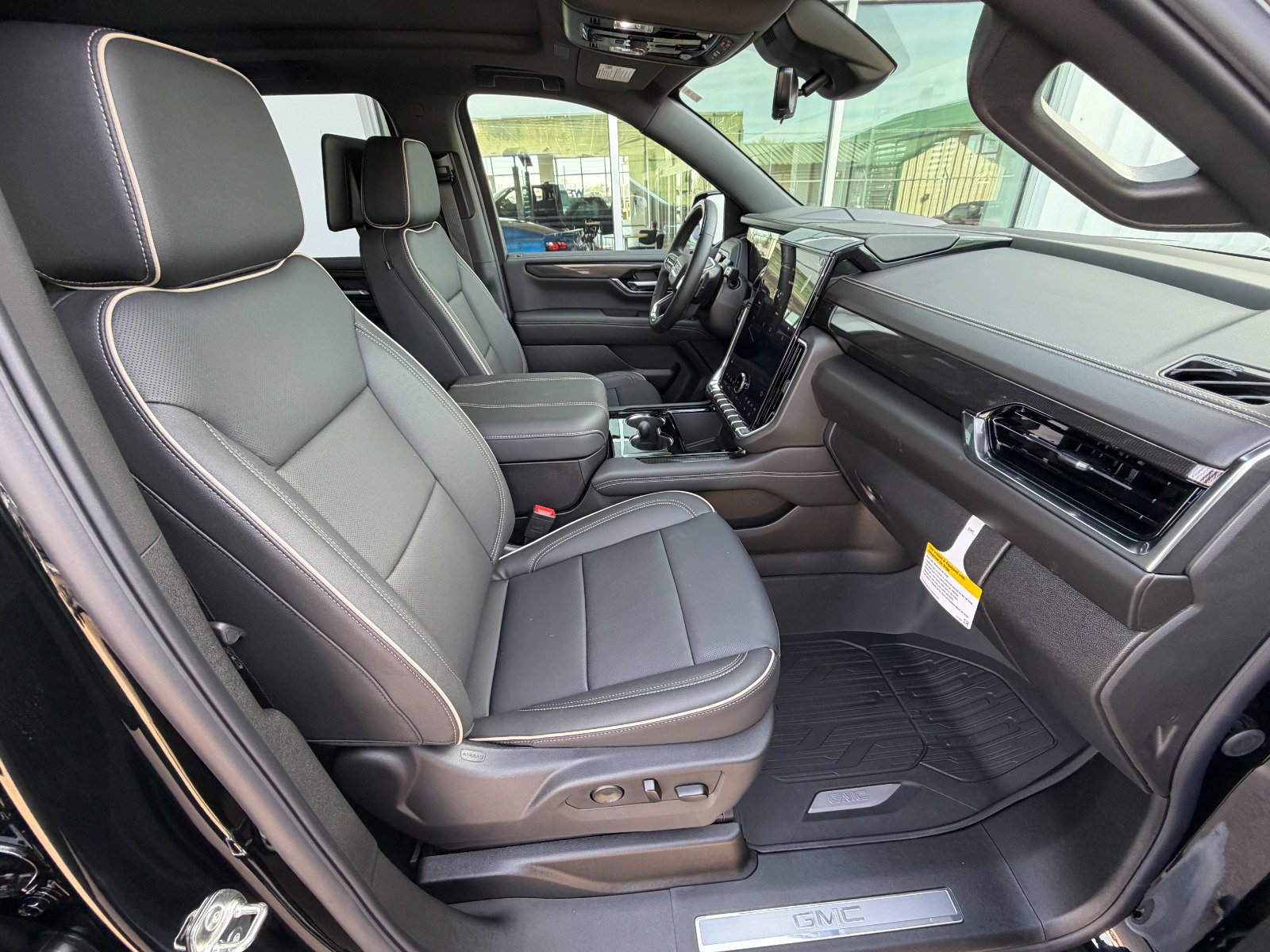 New 2026 GMC Yukon Elevation w/ Elevation Premium Package image 36