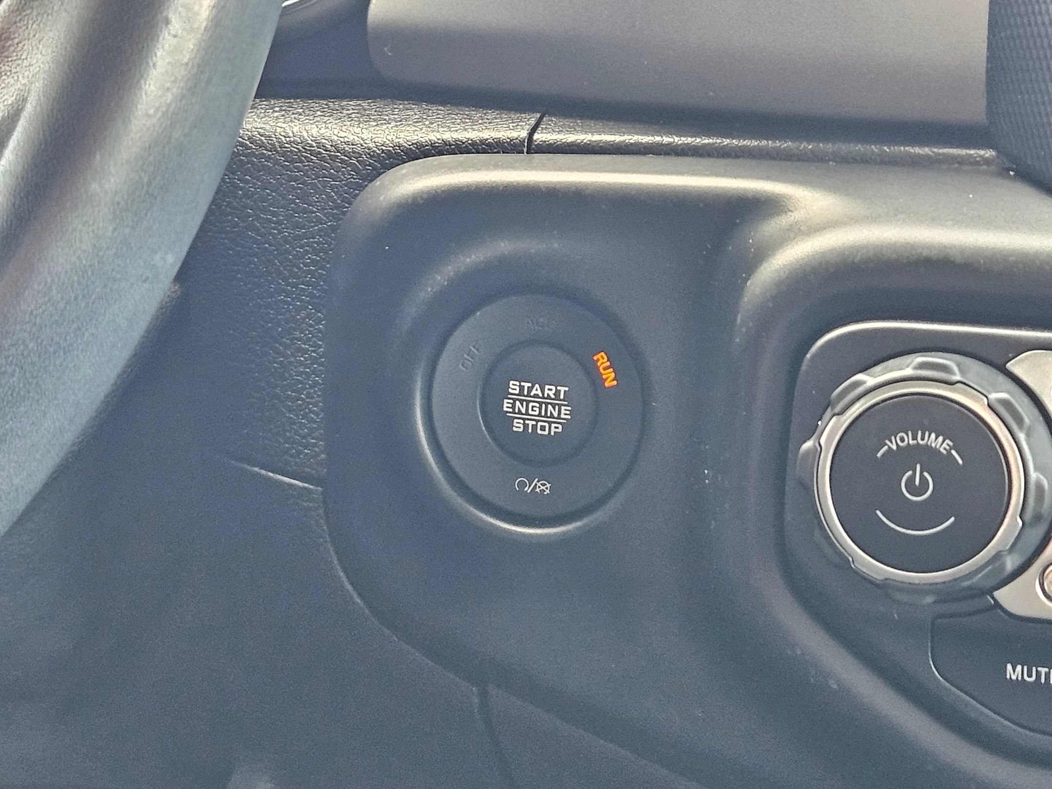 Used 2020 Jeep Wrangler Unlimited Sport S AWD/4WD image 15