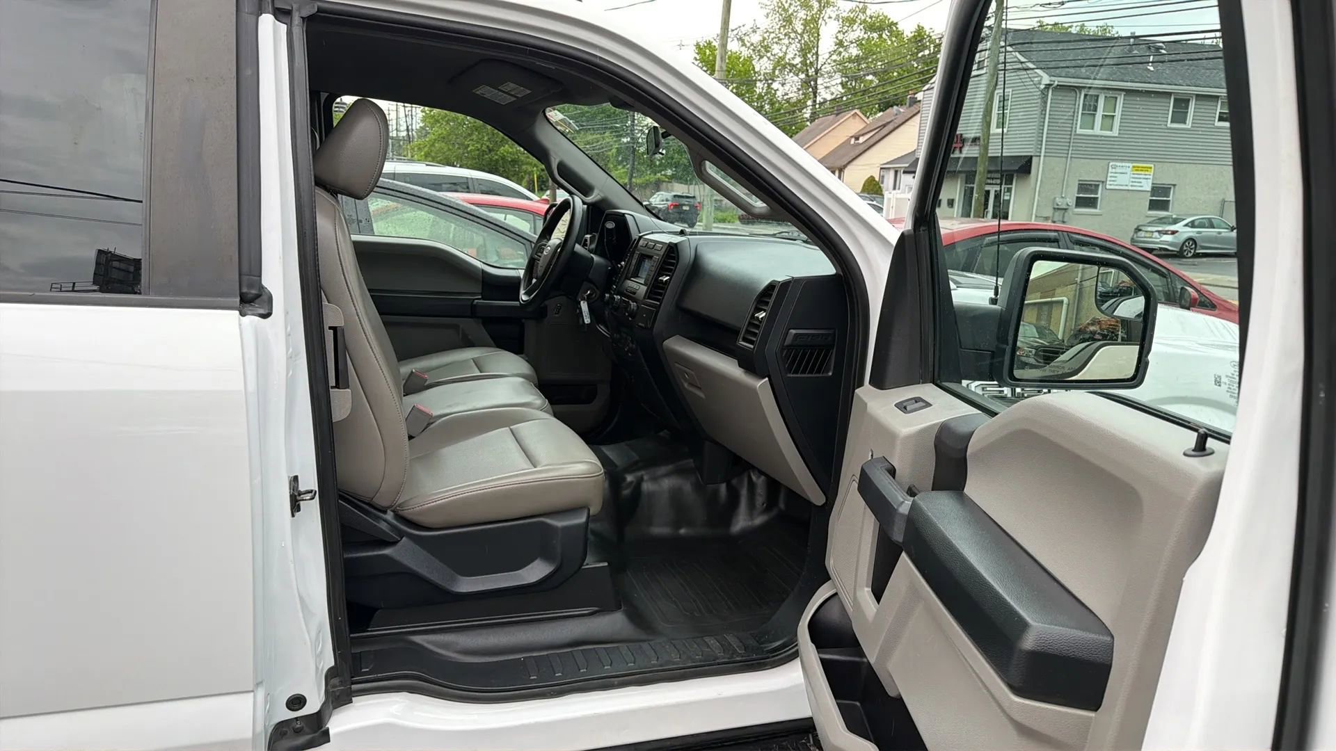 Used 2020 Ford F150 XL w/ Equipment Group 101A Mid AWD/4WD image 23