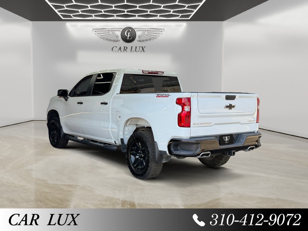 Used 2025 Chevrolet Silverado 1500 Custom Trail Boss AWD/4WD image 3