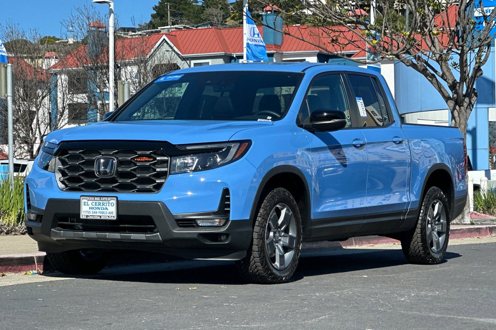 Used 2025 Honda Ridgeline TrailSport image 7