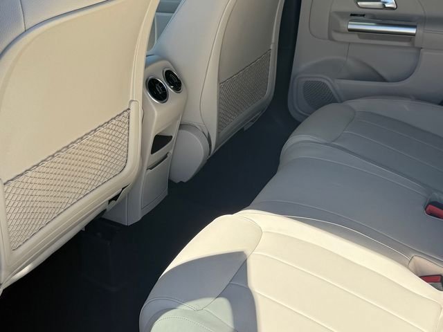New 2026 Mercedes-Benz GLA 250 4MATIC image 23