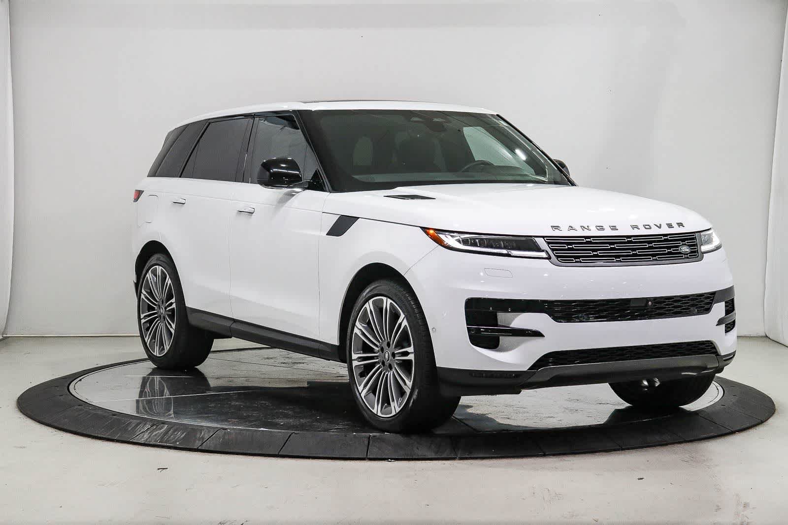 Used 2024 Land Rover Range Rover Sport SE AWD/4WD image 5