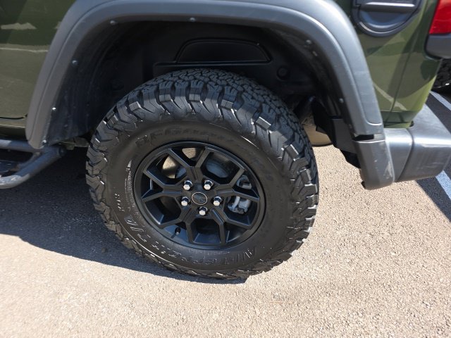 Used 2024 Jeep Wrangler Unlimited AWD/4WD image 13