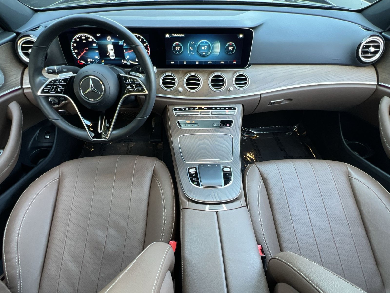Used 2022 Mercedes-Benz E 350 4MATIC Sedan image 28