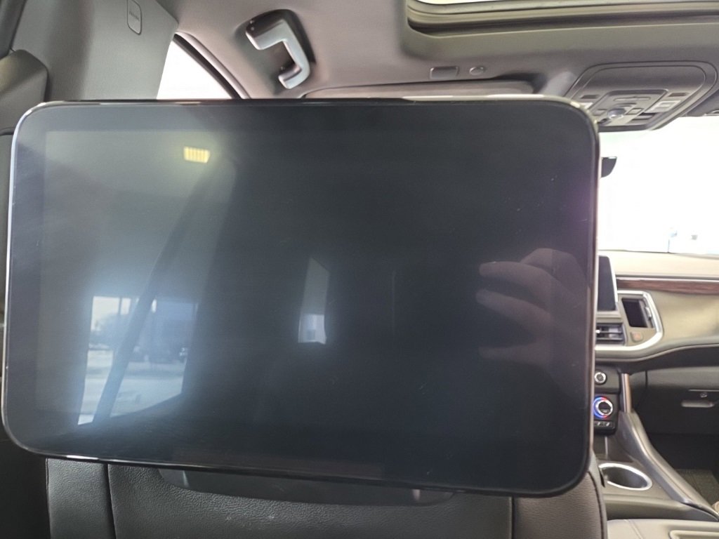 Used 2021 Chevrolet Tahoe High Country image 21