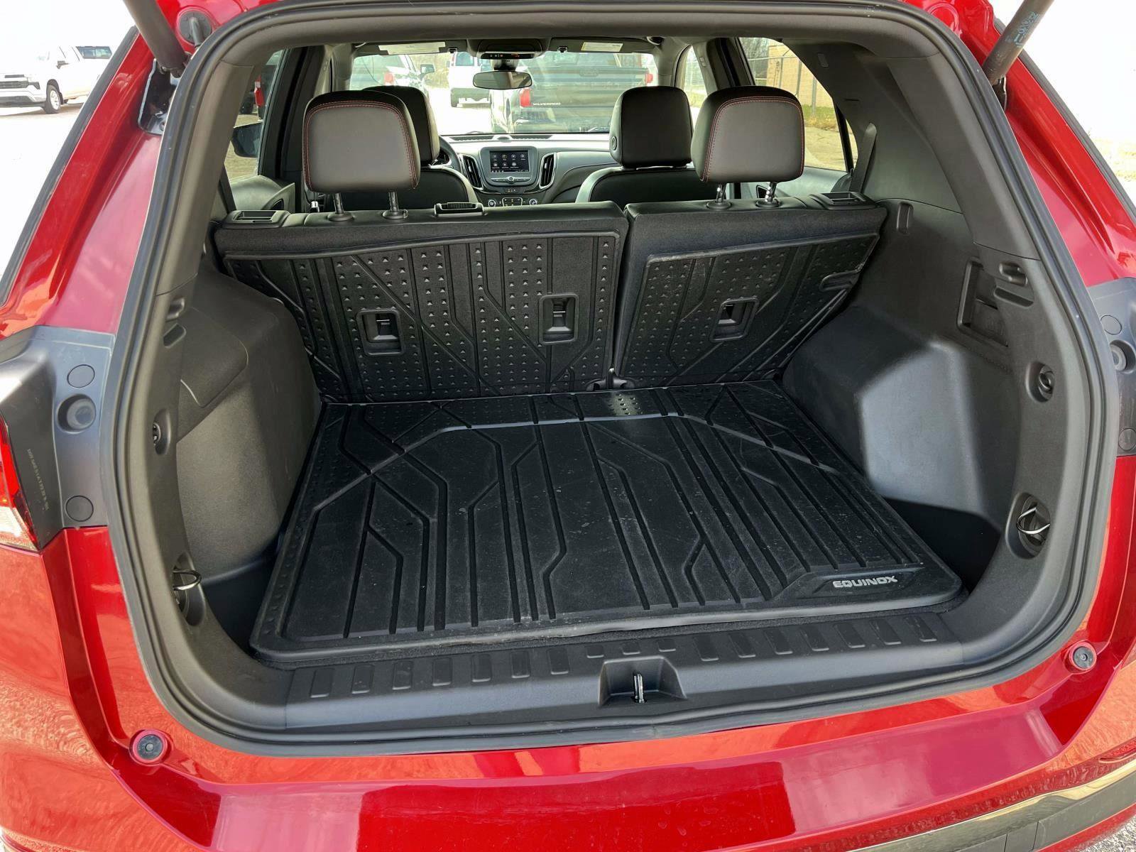 Certified 2023 Chevrolet Equinox RS w/ LPO, Floor Liner Package image 10