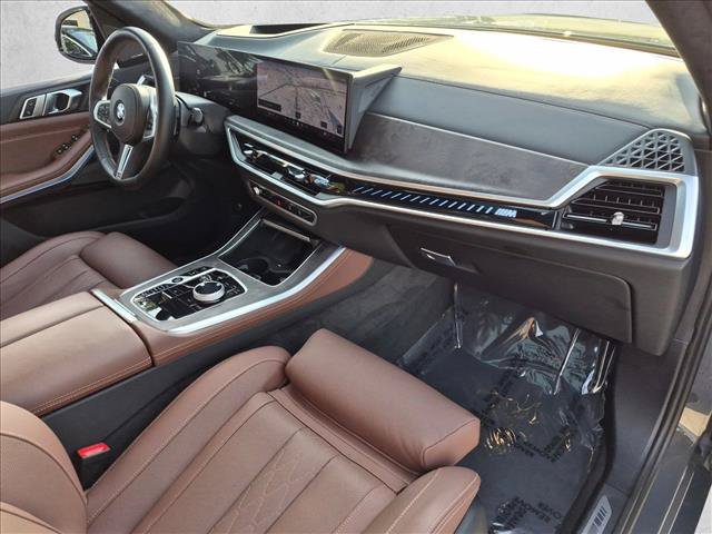 Used 2024 BMW X5 M60i AWD/4WD image 23