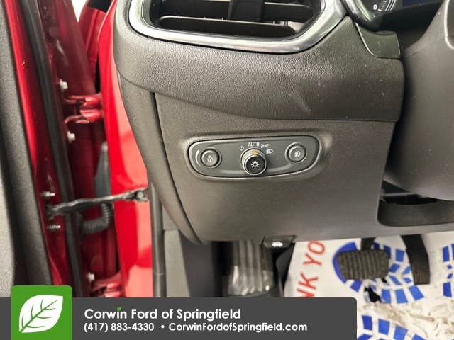 Used 2020 Chevrolet Equinox Premier image 30