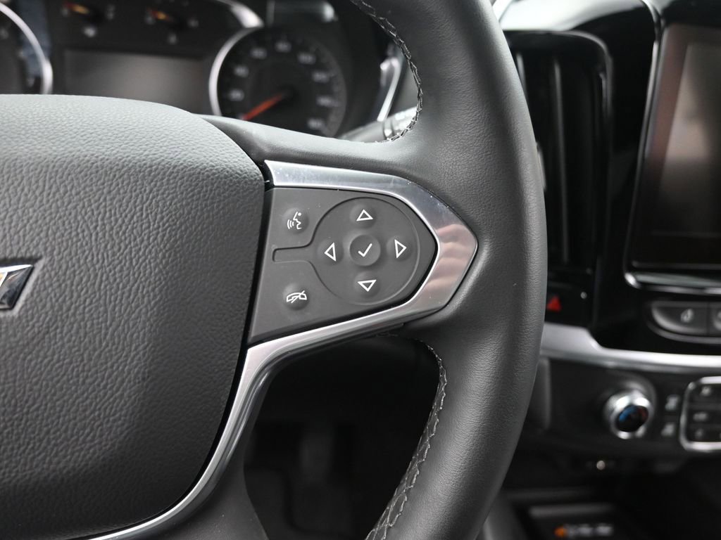 Used 2023 Chevrolet Traverse LT image 33