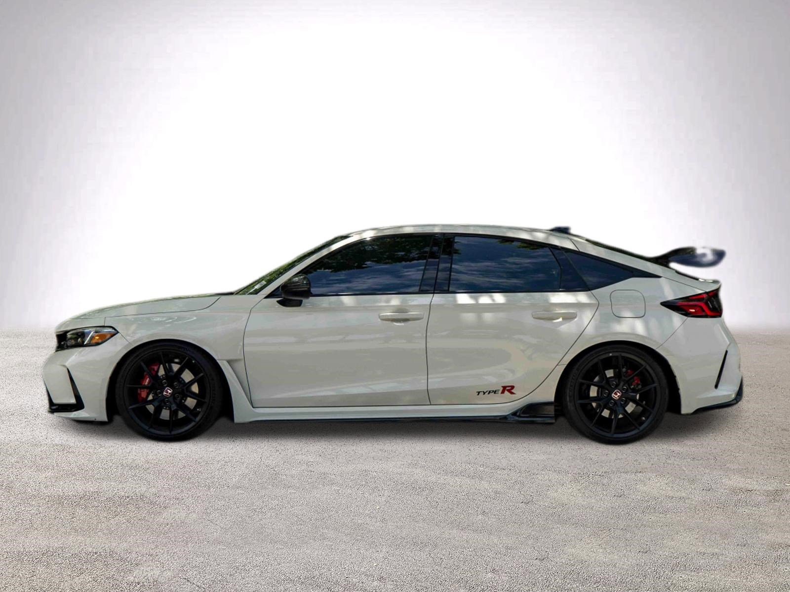 Used 2023 Honda Civic Type R image 6
