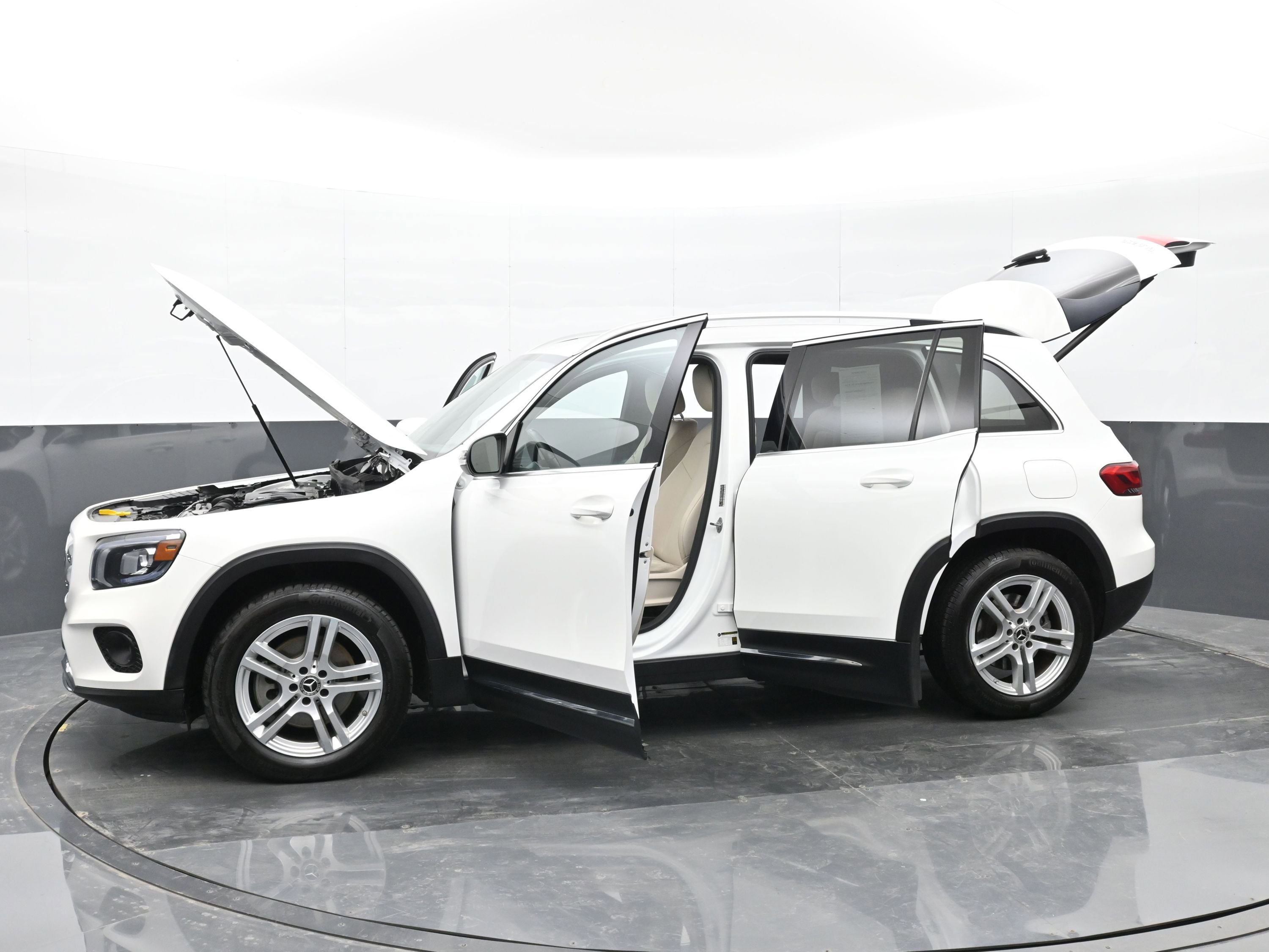 Used 2020 Mercedes-Benz GLB 250 image 46