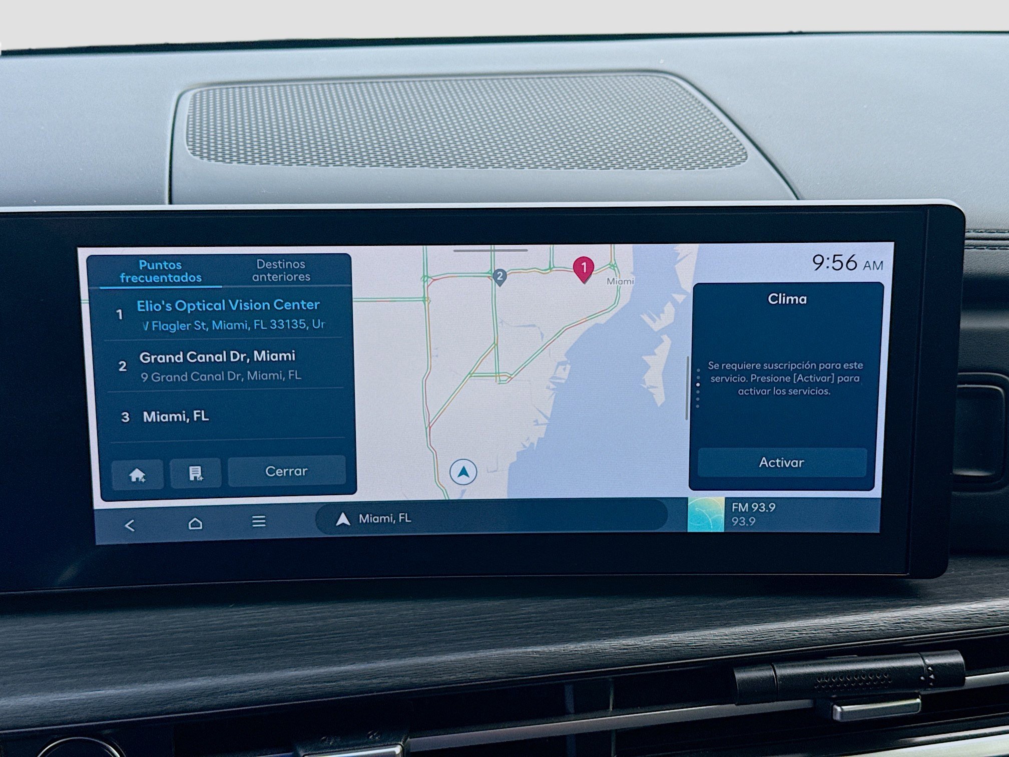 Used 2024 Hyundai Santa Fe Limited image 11