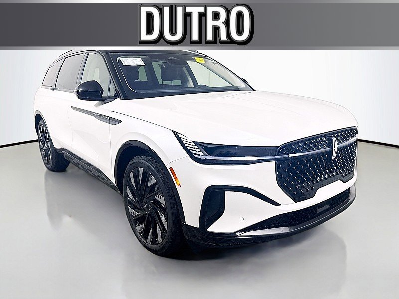 New 2026 Lincoln Nautilus Reserve w/ Jet Appearance Package image 1