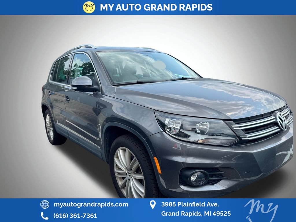 Used 2013 Volkswagen Tiguan S FWD image 1