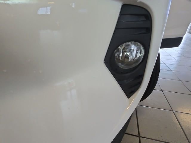 Used 2021 Toyota RAV4 XLE w/ Carpet Mat Package (TMS) image 25