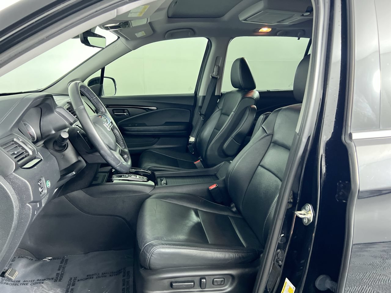 Used 2019 Honda Pilot Elite image 12