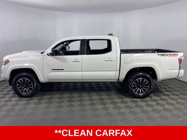 Used 2020 Toyota Tacoma TRD Sport AWD/4WD image 5