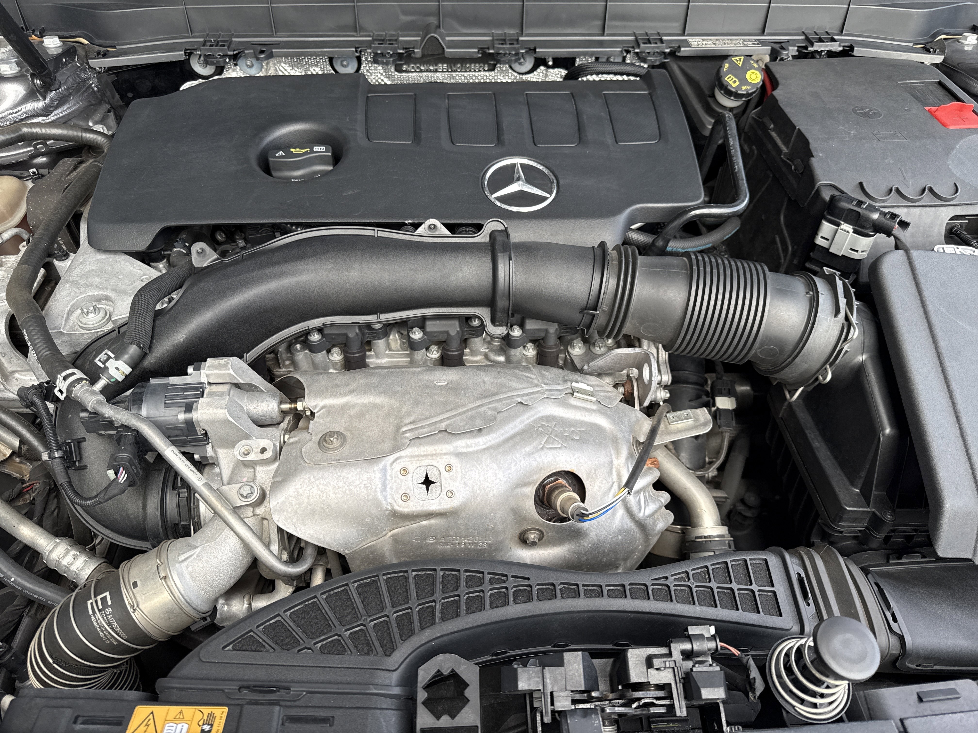 Certified 2020 Mercedes-Benz GLB 250 4MATIC image 18