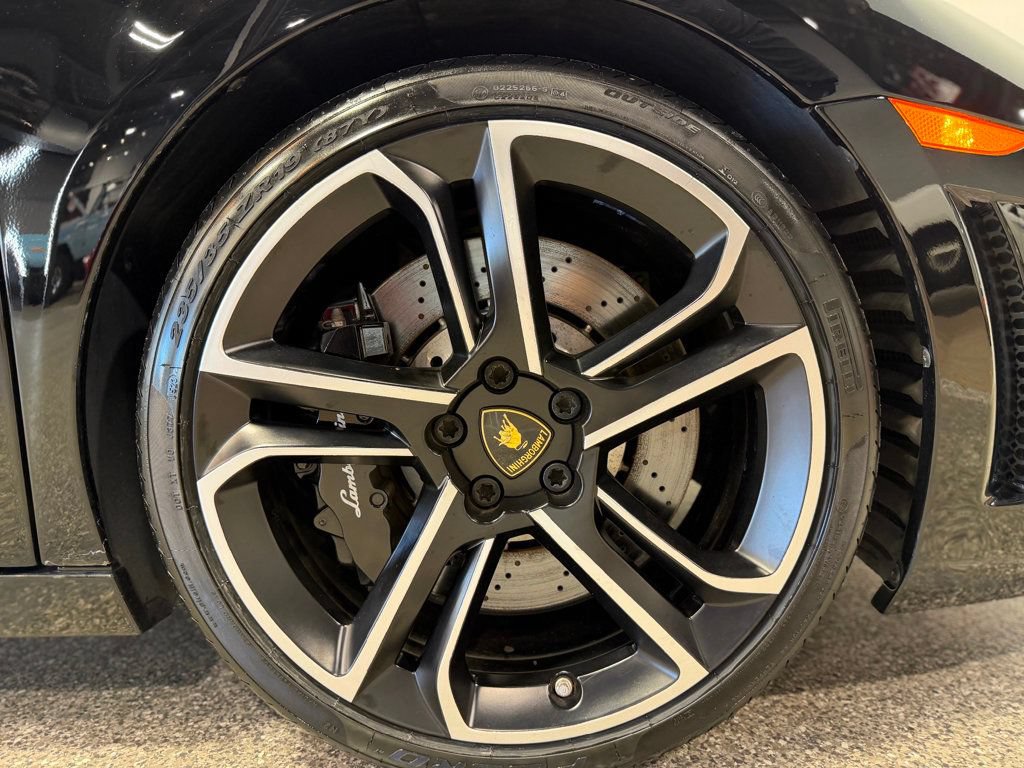 Used 2011 Lamborghini Gallardo LP 560-4 AWD/4WD image 32