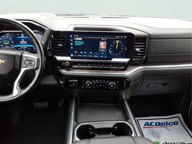 Used 2025 Chevrolet Silverado 3500 LTZ w/ LTZ Premium Package AWD/4WD image 13