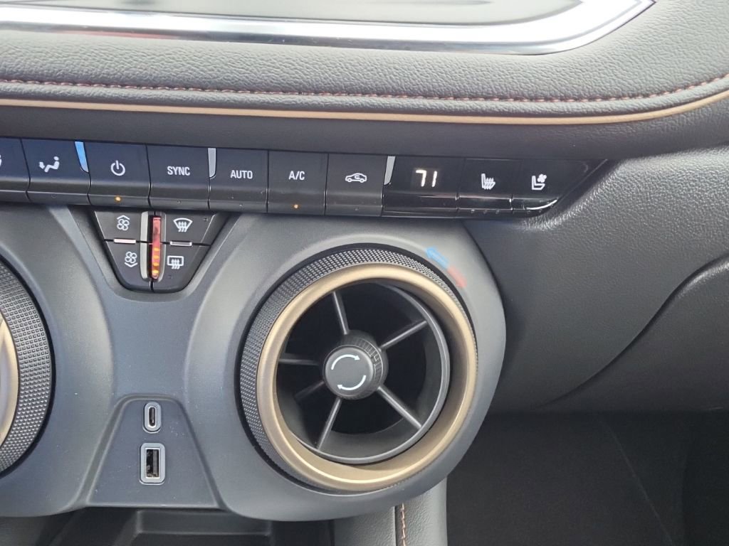 Certified 2023 Chevrolet Blazer Premier w/ Driver Confidence II Package image 19