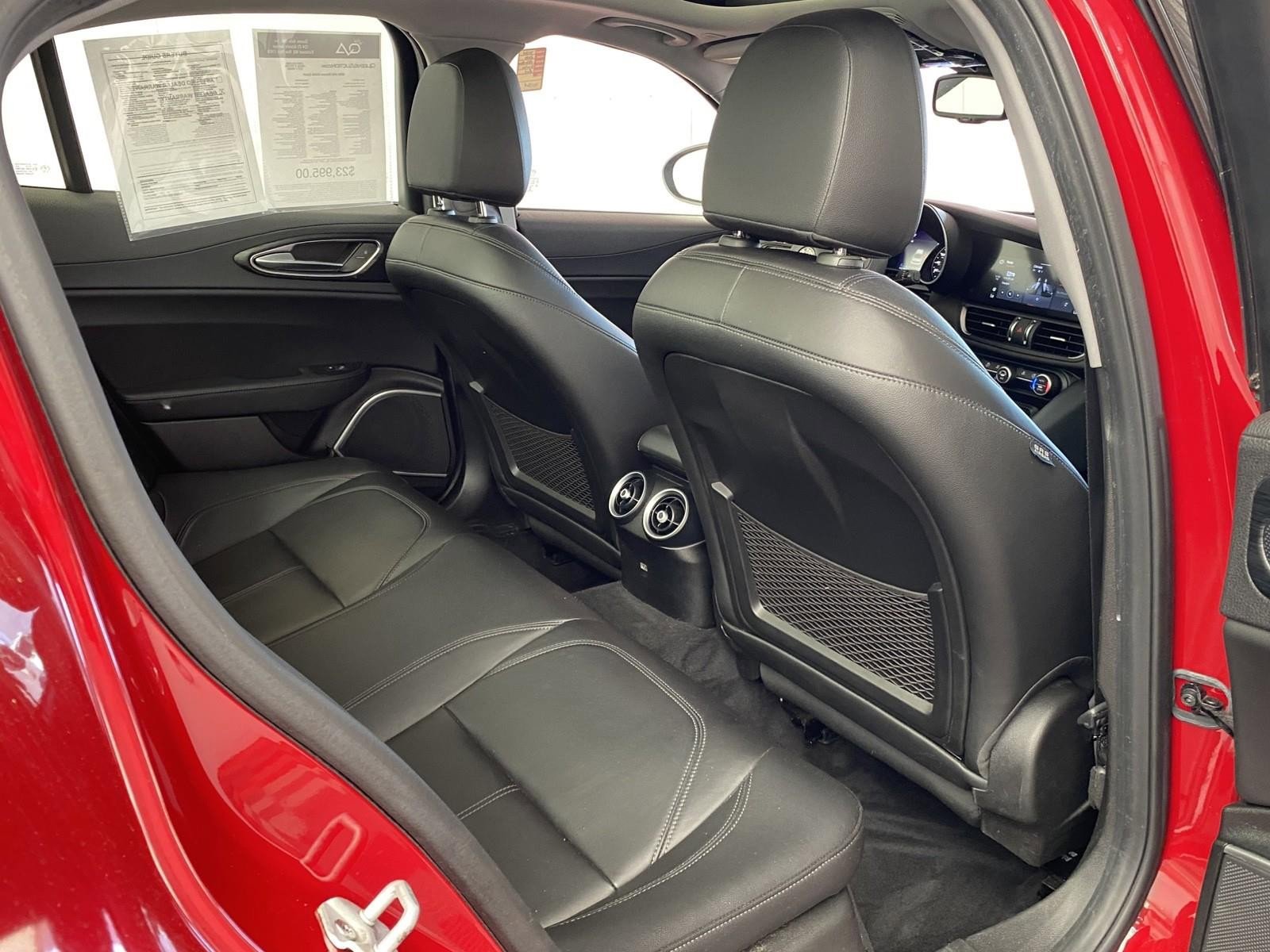 Used 2020 Alfa Romeo Giulia Sprint w/ Cold Weather Package image 14