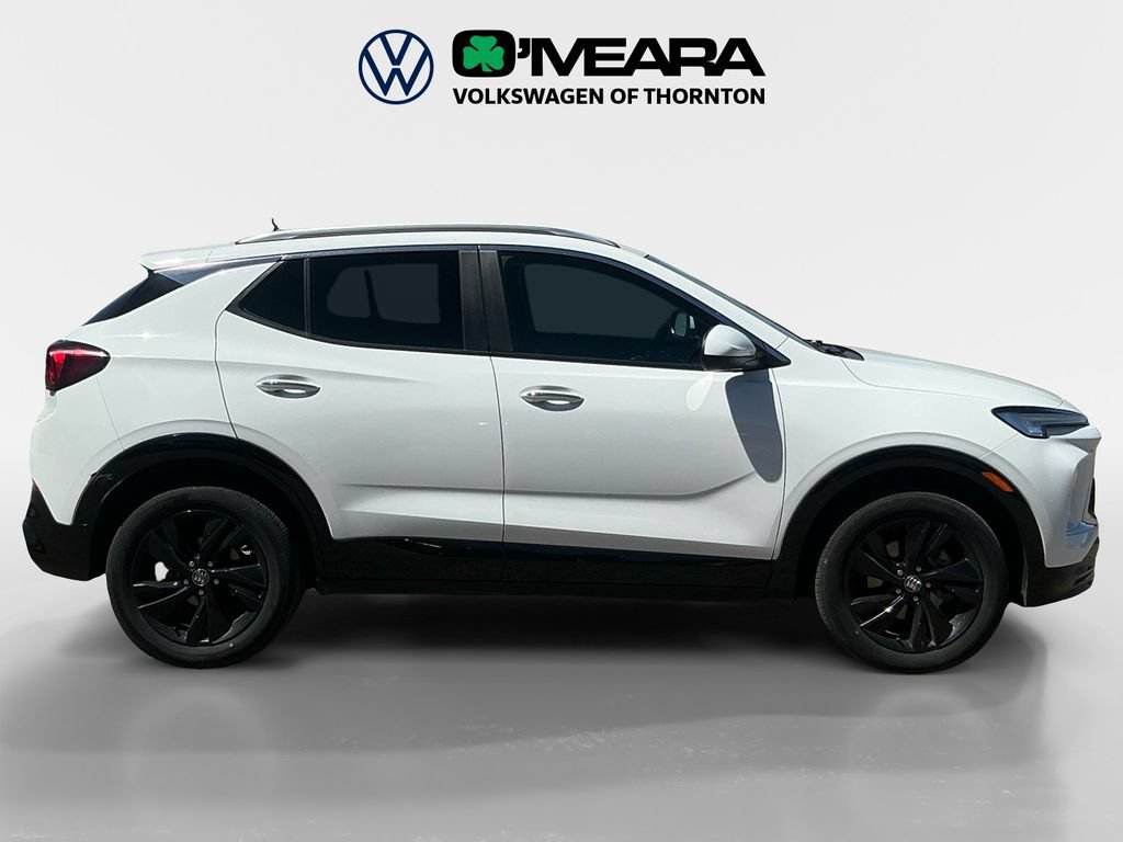 Used 2024 Buick Encore GX Sport Touring AWD/4WD image 6