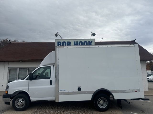 New 2024 Chevrolet Express 3500 Work Van w/ Power Convenience Package image 7