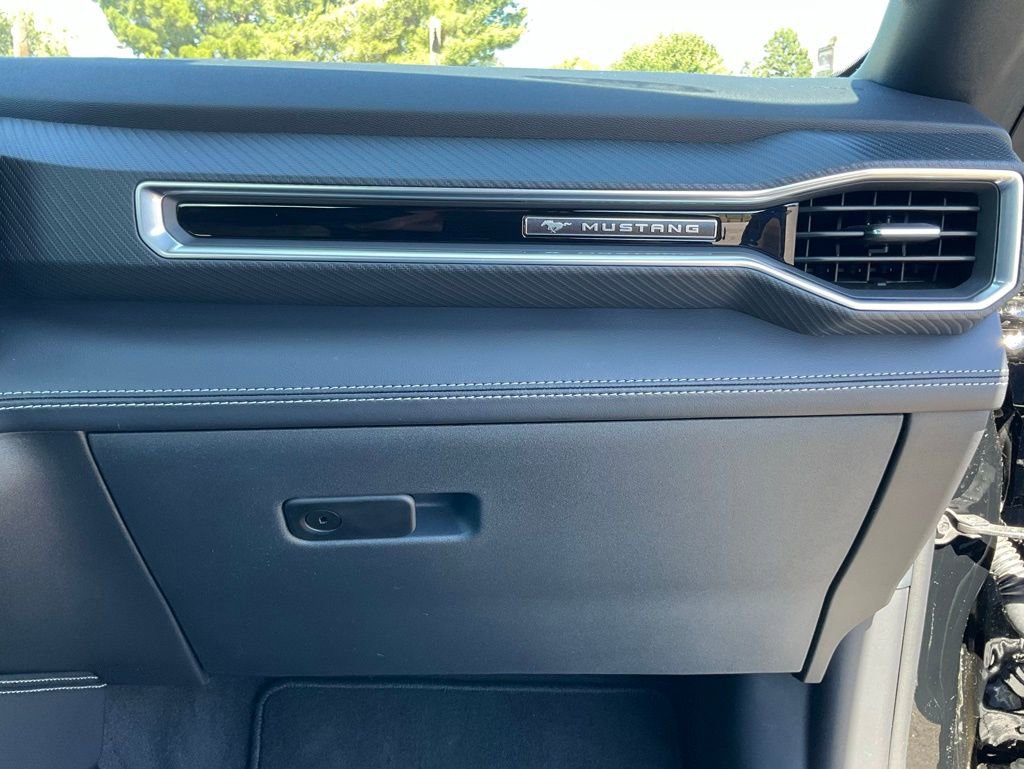 Used 2025 Ford Mustang GT Premium image 41