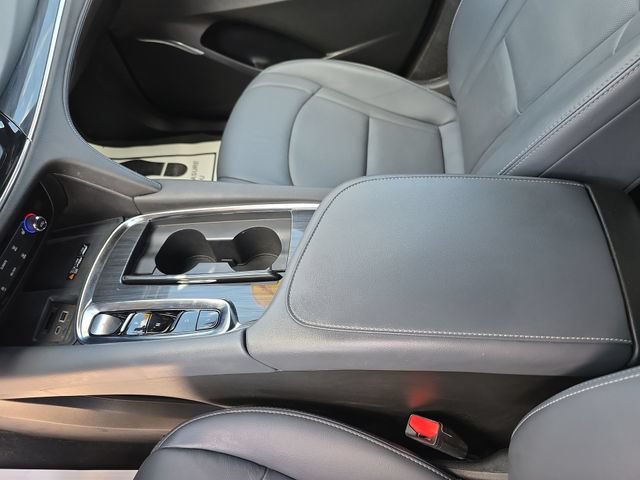 Used 2024 Buick Enclave Essence w/ Trailering Package, 5000 lbs. AWD/4WD image 21