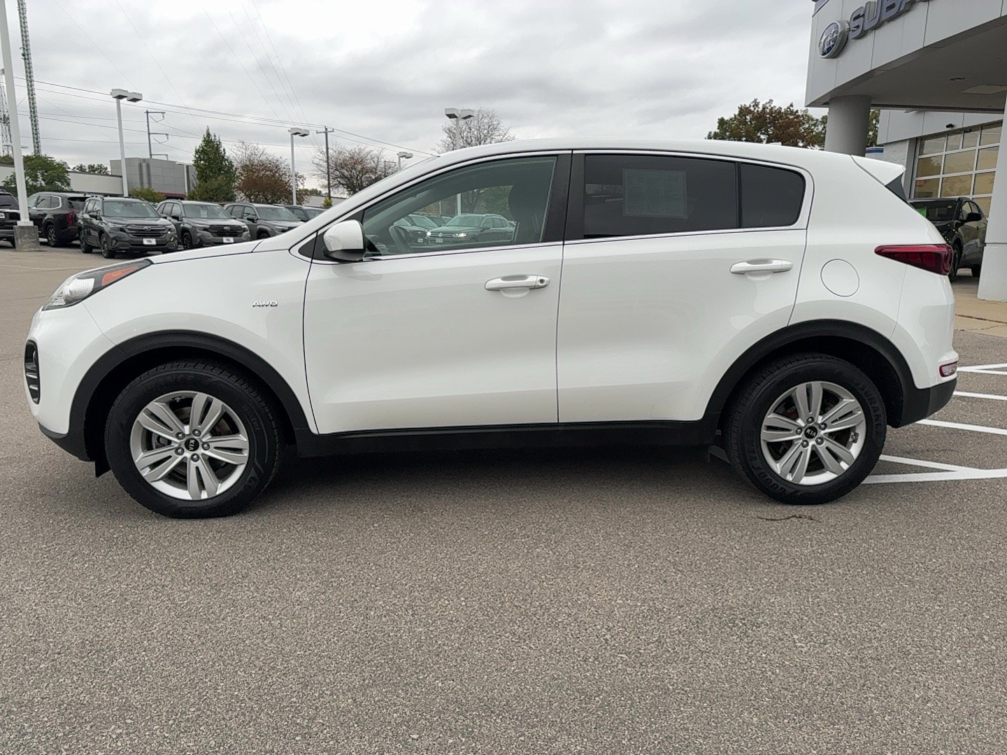 Used 2019 Kia Sportage LX AWD/4WD image 4
