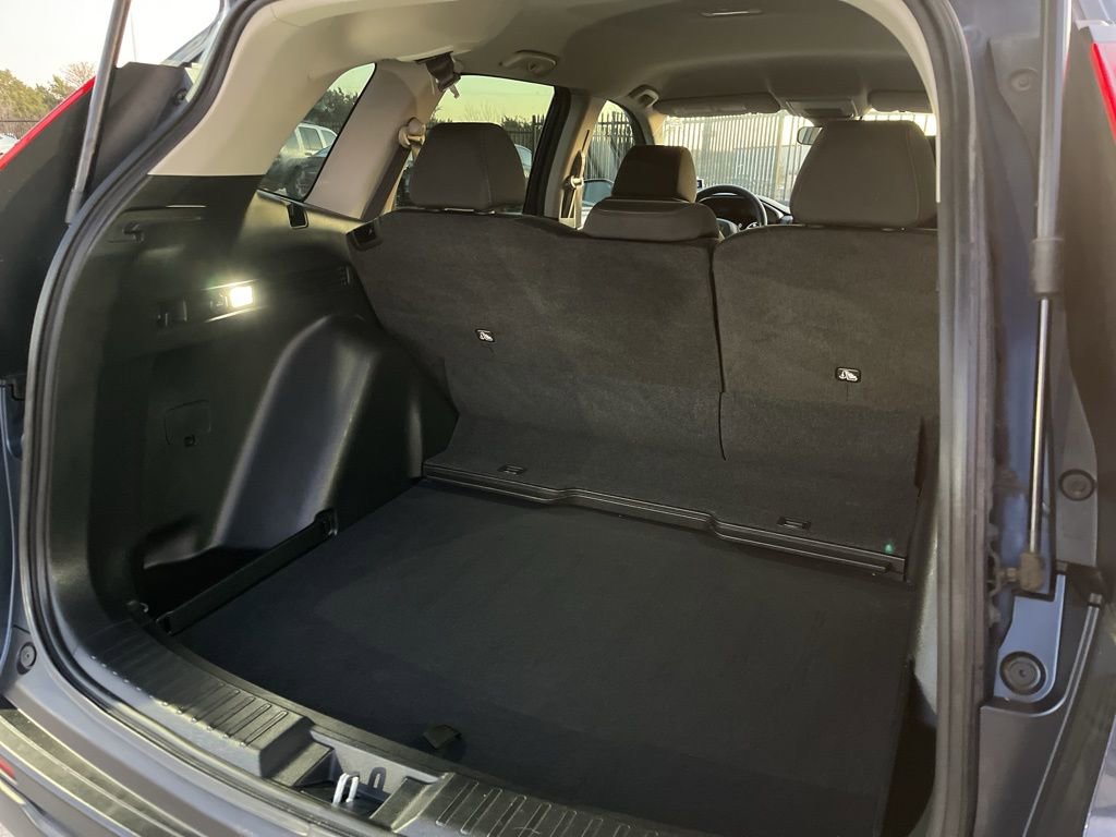 Used 2023 Honda CR-V LX image 9