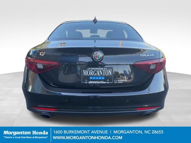 Used 2023 Alfa Romeo Giulia Sprint AWD/4WD image 7