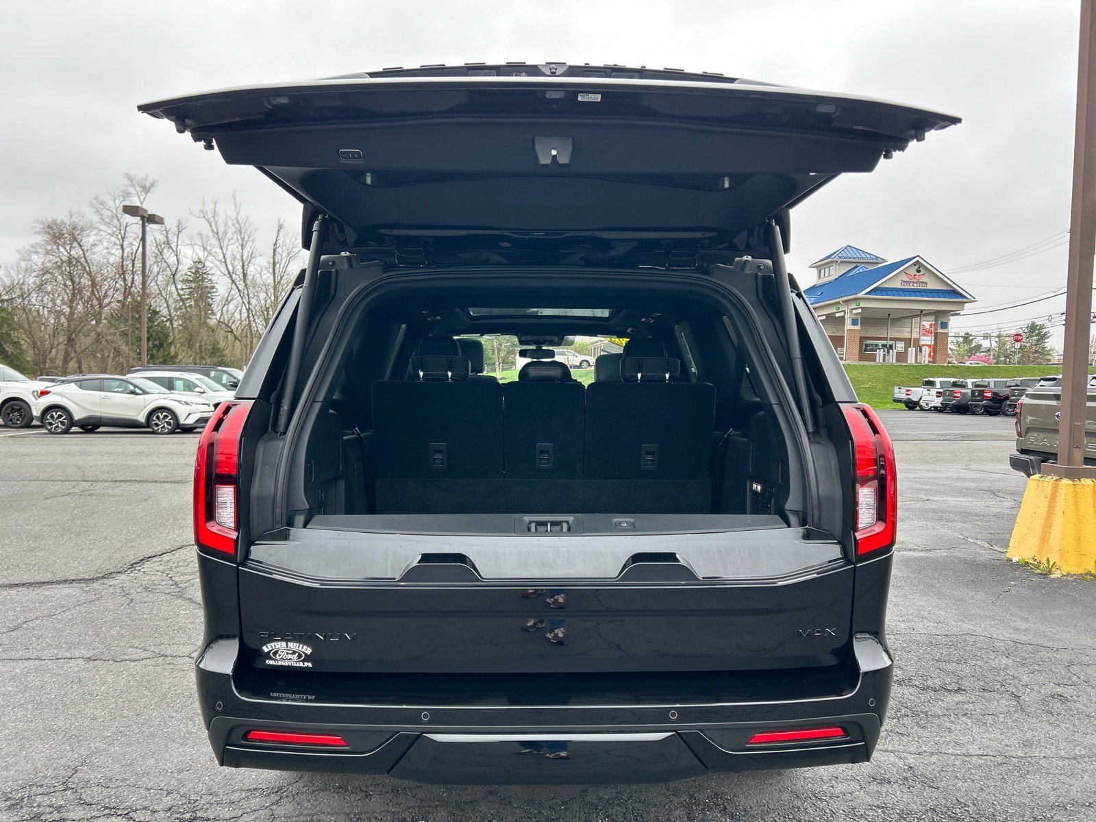 Certified 2025 Ford Expedition Max Platinum w/ Stealth Performance Package image 14