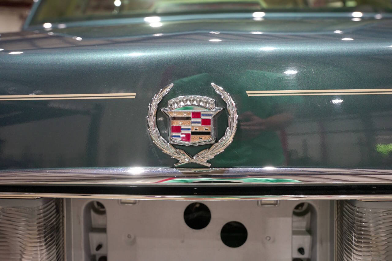 Used 1992 Cadillac De Ville Sedan FWD image 25