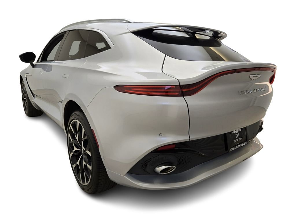 Used 2024 Aston Martin DBX image 11