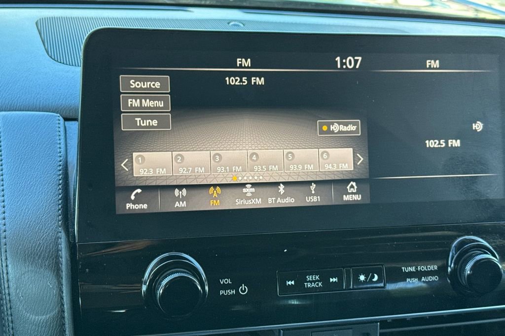 Used 2022 Nissan Armada SV image 28