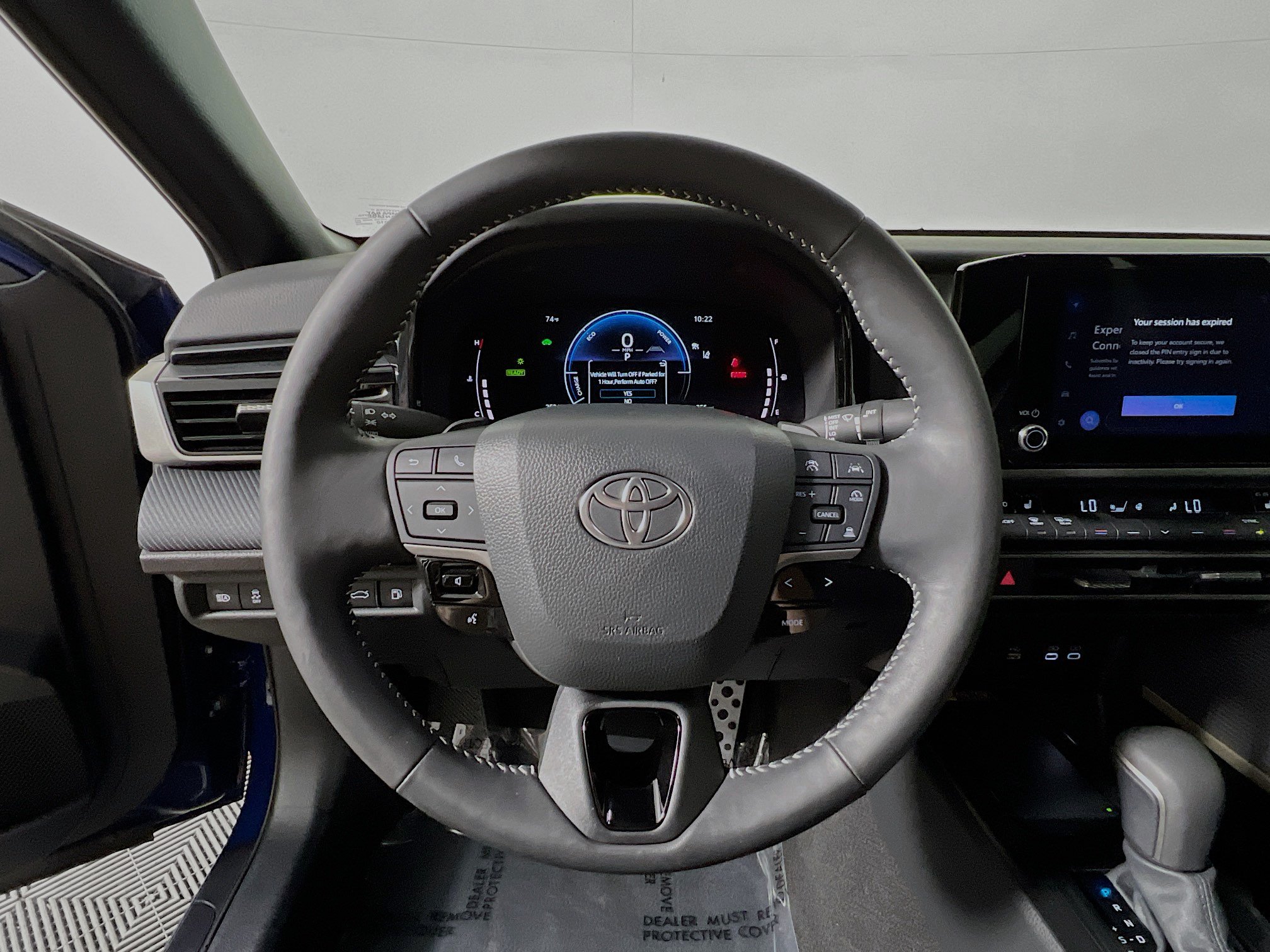 Used 2025 Toyota Camry SE w/ Convenience Package FWD image 18