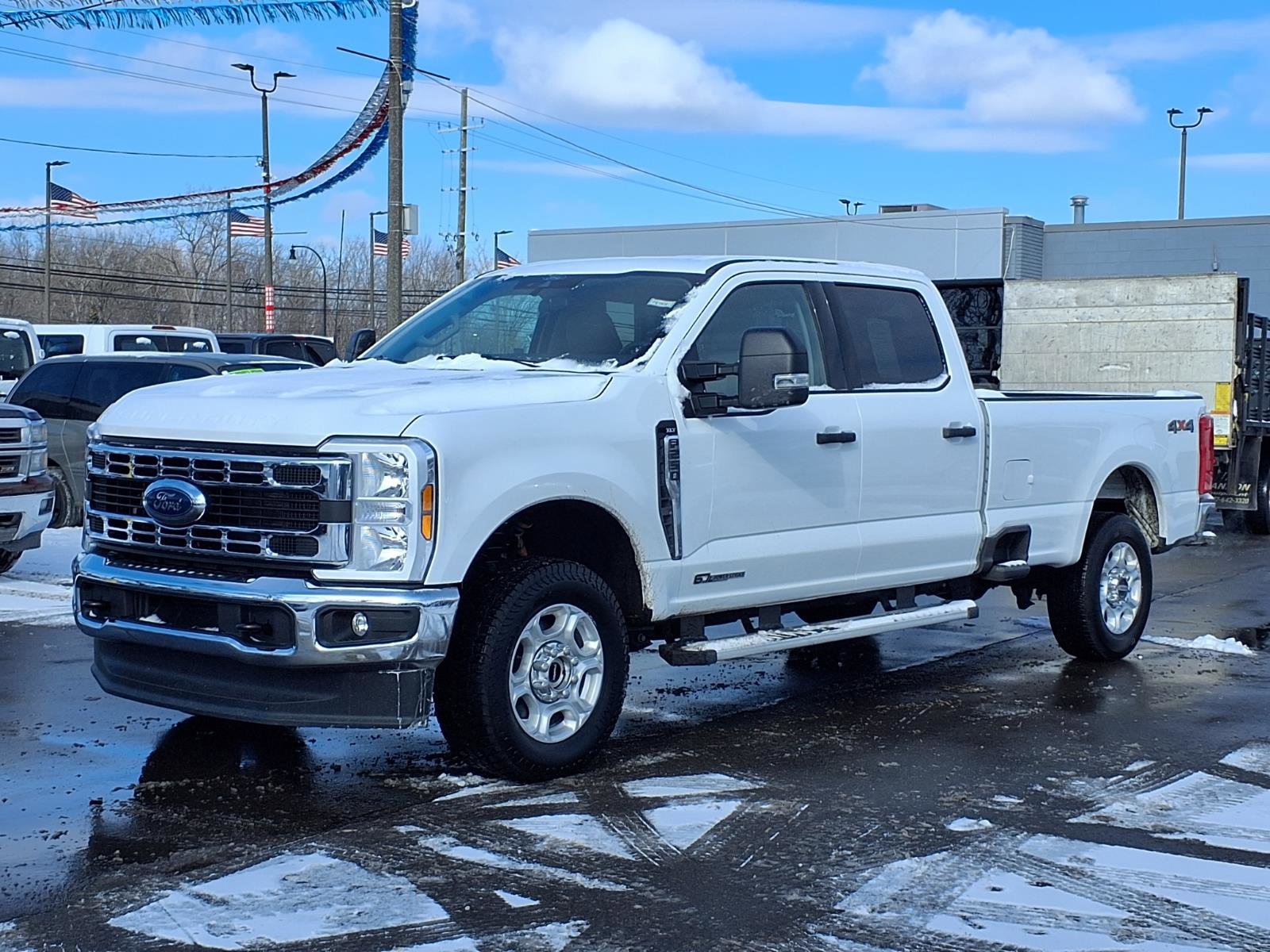 Used 2025 Ford F250 XLT image 1