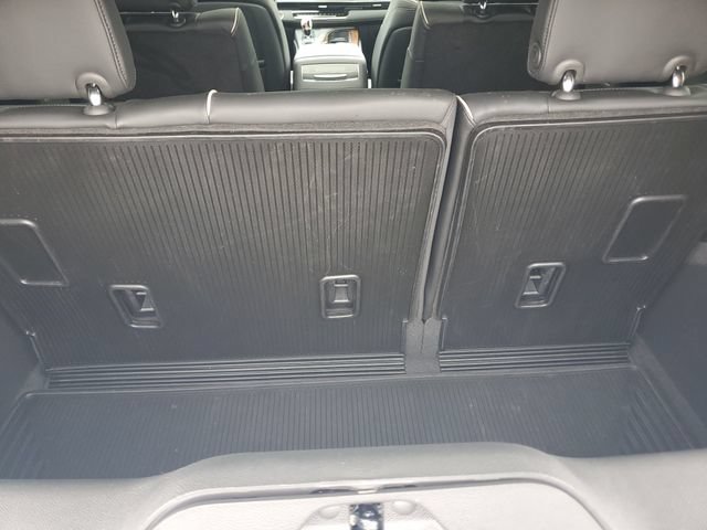 Used 2023 Cadillac Escalade Premium Luxury AWD/4WD image 7
