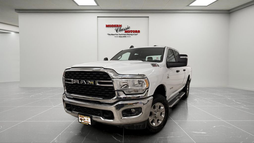 Used 2024 RAM 2500 Big Horn w/ Off Road Package AWD/4WD image 3