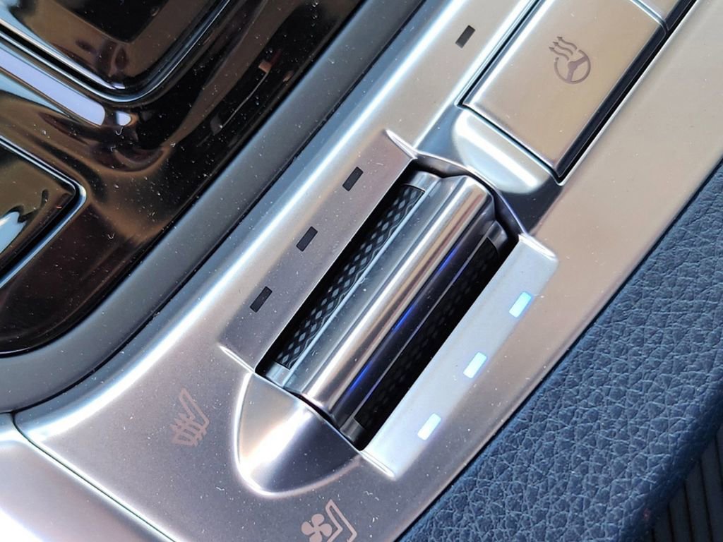 Certified 2025 Kia Carnival SX Prestige image 23