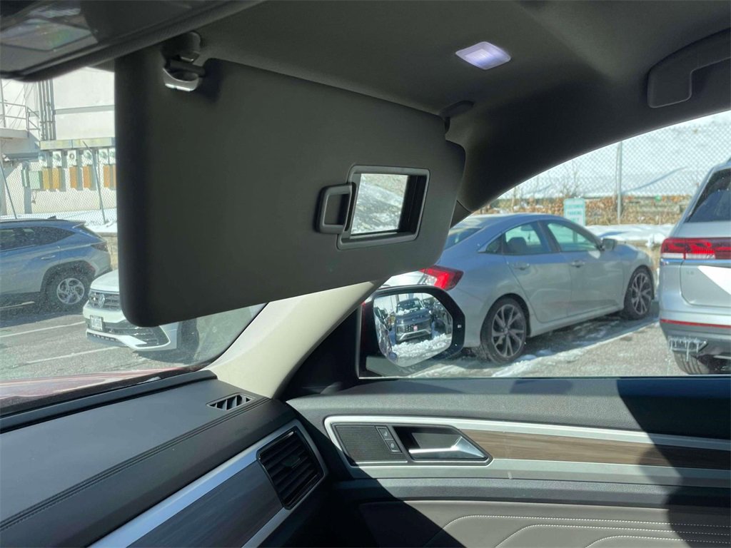 Used 2022 Volkswagen Atlas SEL image 34