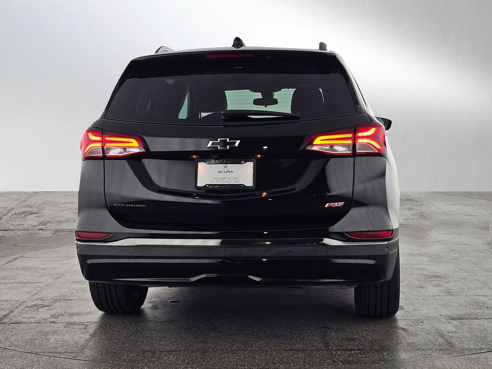 Used 2023 Chevrolet Equinox RS image 4