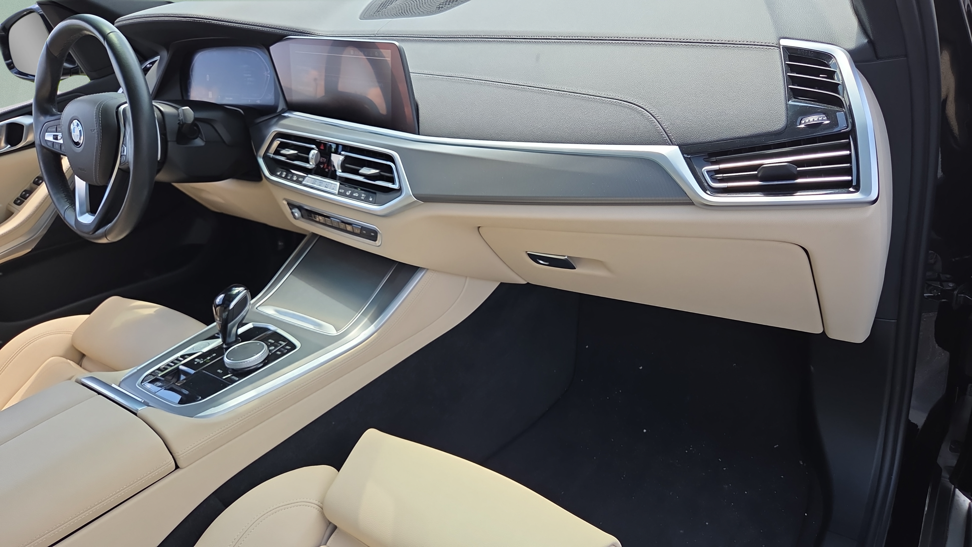 Used 2022 BMW X5 sDrive40i w/ Premium Package RWD image 16