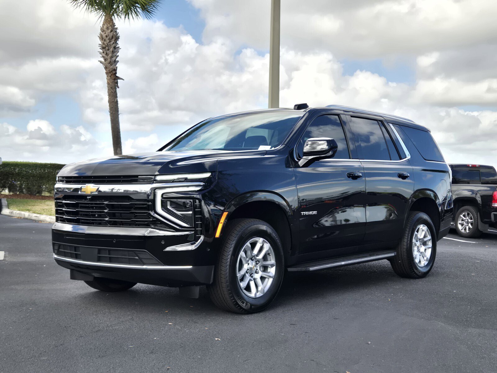 New 2026 Chevrolet Tahoe LS w/ Max Trailering Package image 2