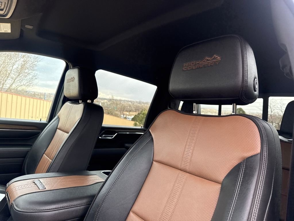 Used 2024 Chevrolet Silverado 2500 High Country image 12
