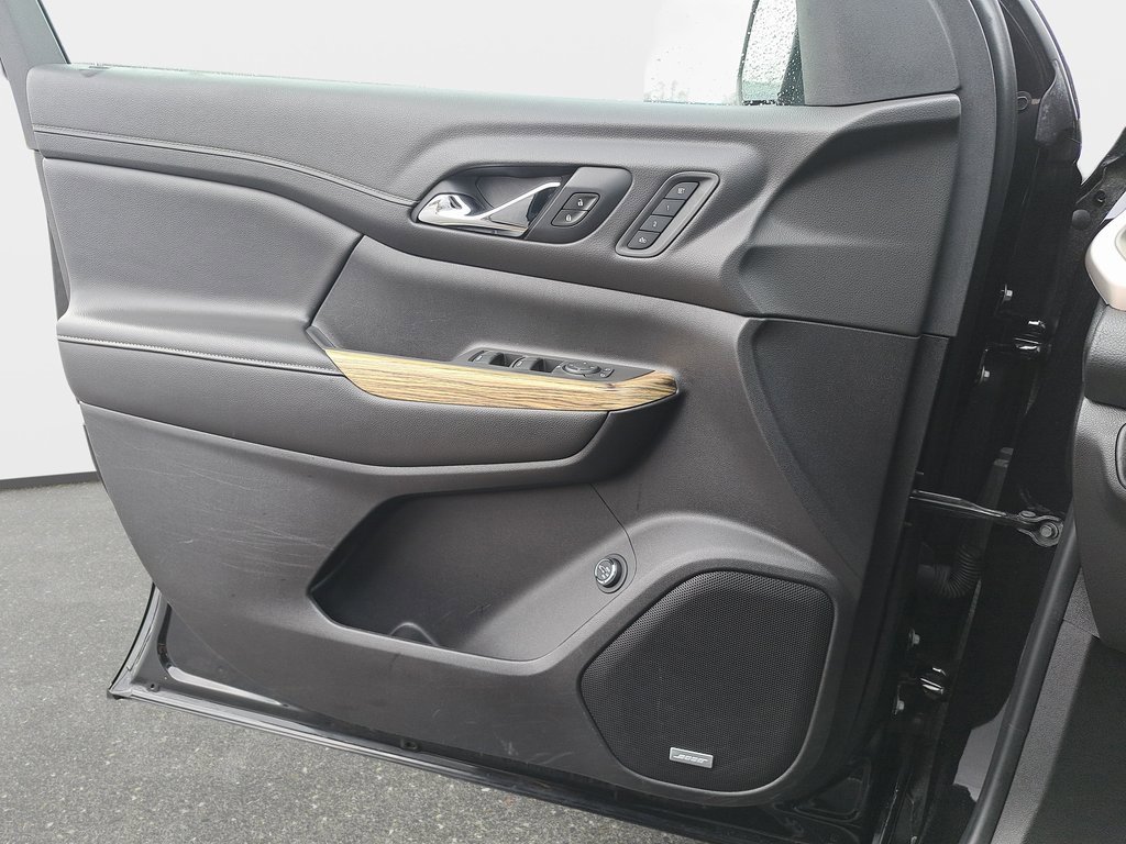 Used 2019 GMC Acadia Denali image 27